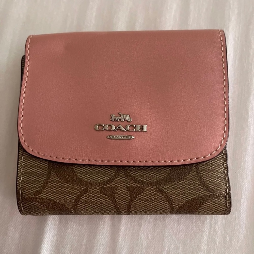Coach trifold wallet